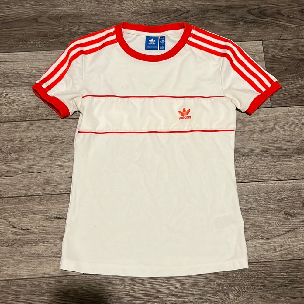 Adidas tee